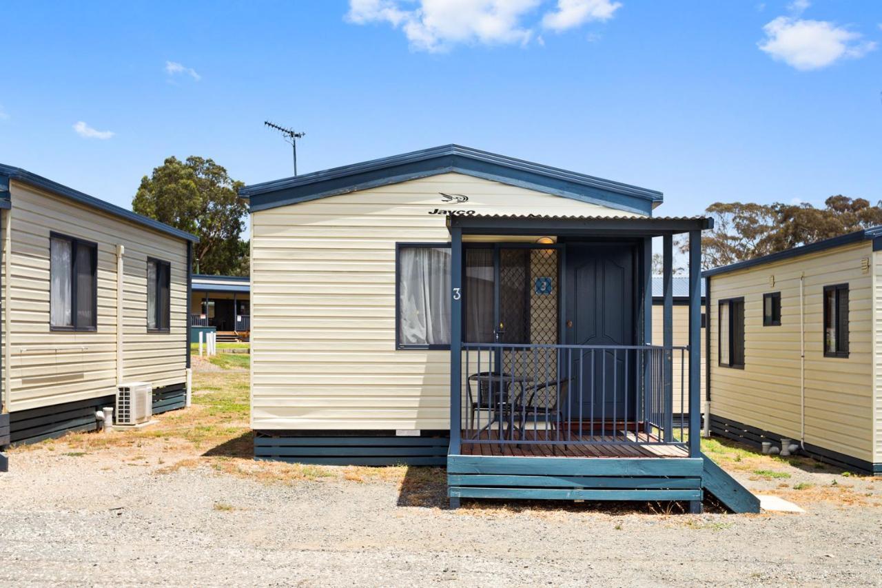 Goulburn South Caravan Park Екстериор снимка