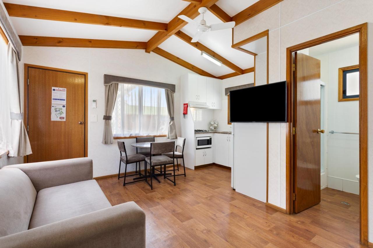 Goulburn South Caravan Park Екстериор снимка